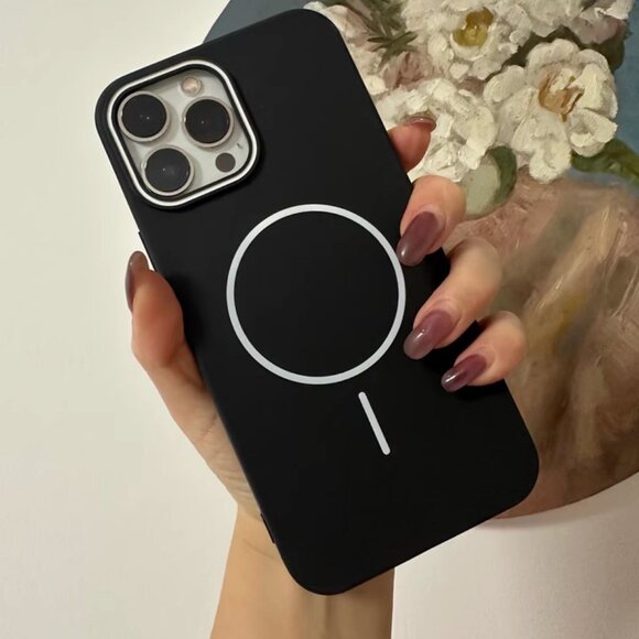 Cream iPhone16 Case - Picture 1 of 2